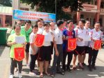 Tham gia giải bóng chuyền