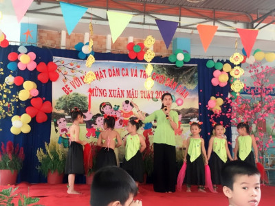Lễ Hội Mùa Xuân Bé Vui Múa Hát Dân Ca Và Trò Chơi Dân Gian