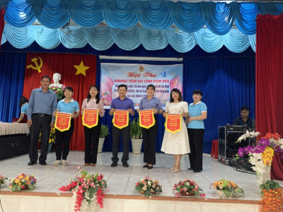 Sôi Nổi Hội Thi "Tiếng Hát Karaoke Công Đoàn Viên" Năm 2023