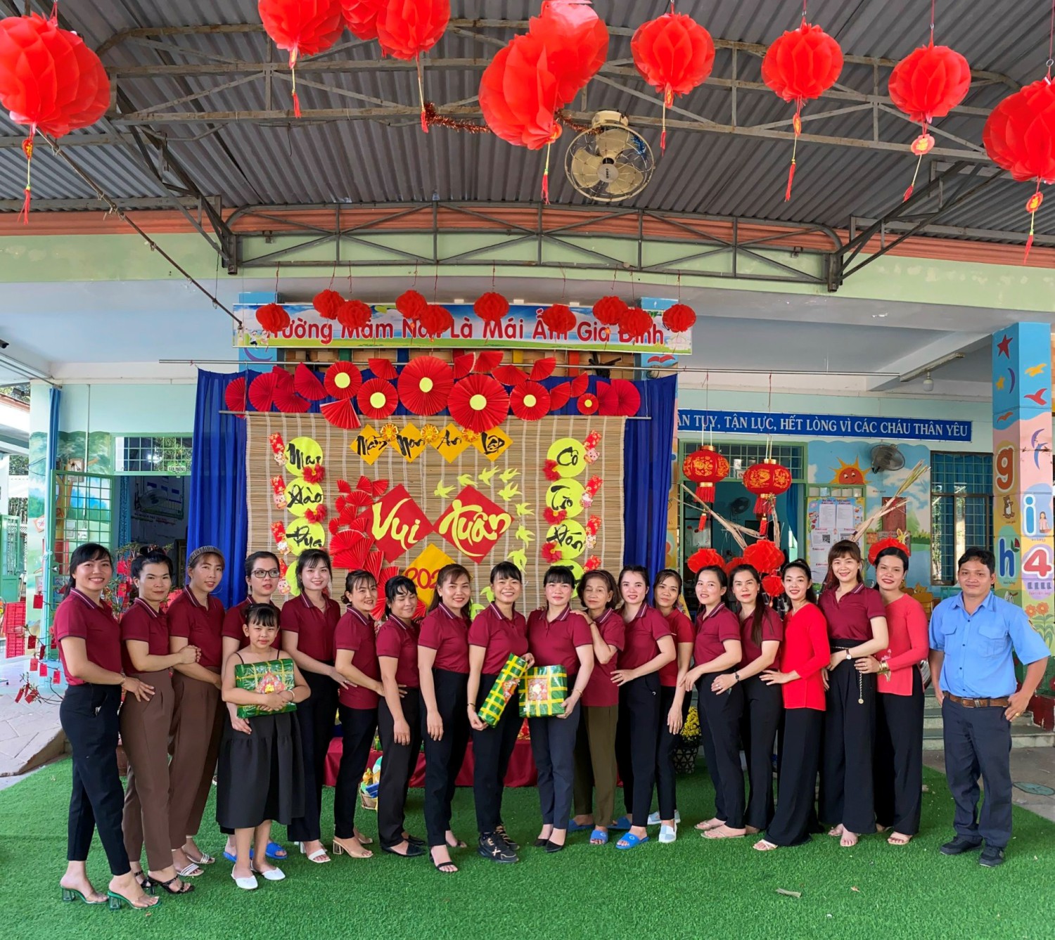 Trường Mầm Non An Lập Rộn Ràng Trang Trí Xuân Đón Tết Nguyên Đán Qúy Mão 2023