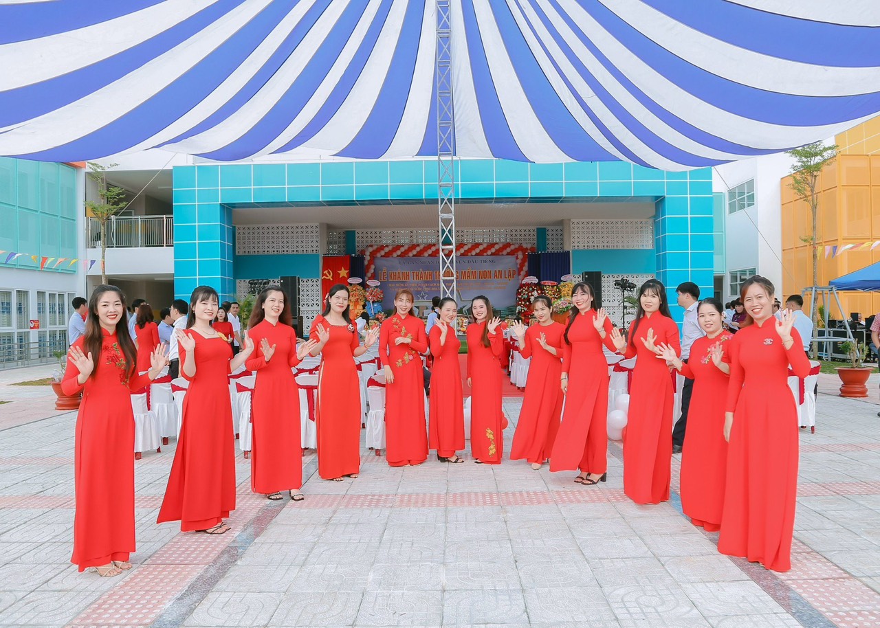 Ứng Dụng Công Nghệ Thông Tin Trong Công Tác Tuyên Truyền Tại Trường MN An Lập